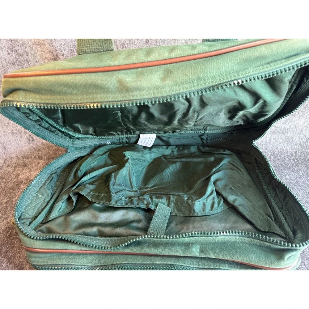 Vintage Lands' End Green Canvas Leather Trim Travel Duffle Bag Luggage Briefcase